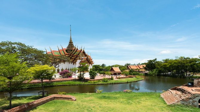 Muangboran: Menjelajahi Miniatur Warisan Thailand dalam Lanskap Budaya Terbuka